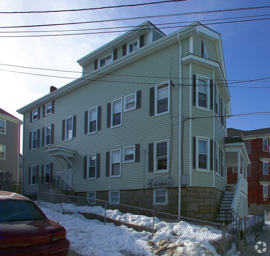 Building Photo - 55-57 Tecumseh St