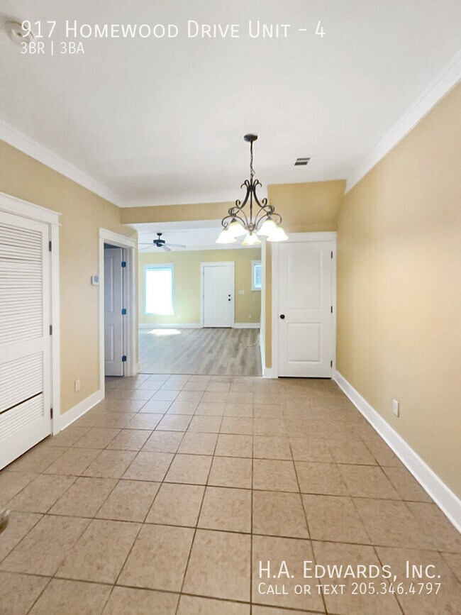 Foto del edificio - 917 Homewood Dr