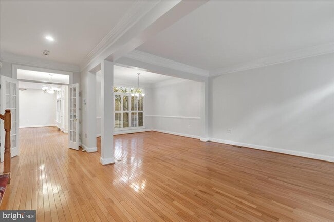 Building Photo - 427 Park Ave