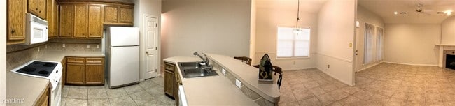 Building Photo - 1802 White Stone Dr