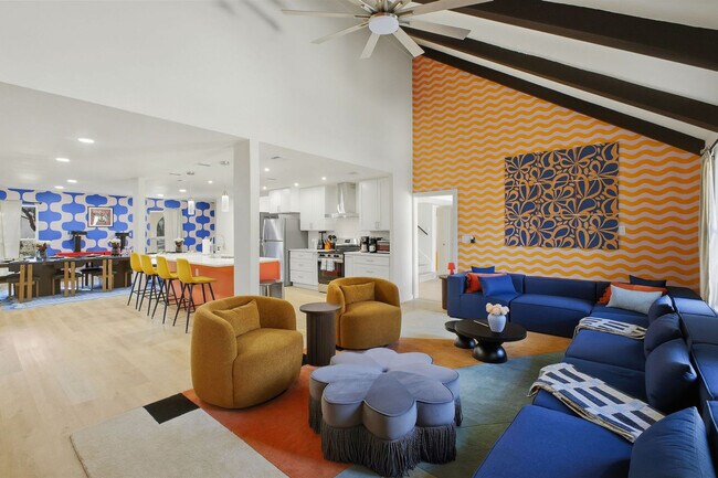 Foto del edificio - 5422 Lancashire Dr