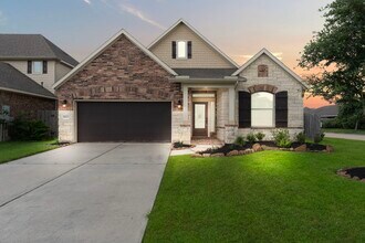 Building Photo - 4823 Palomar Ln