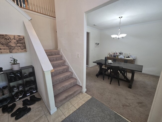 Building Photo - 631 Annaka Loop