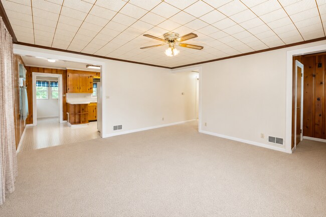 Foto del edificio - 690 Masonic Park Rd