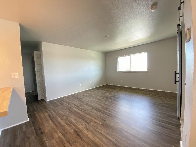 Building Photo - To register for the showing time below, note the 4 digit code: 3764 and click "APPLY NOW."(mobile...