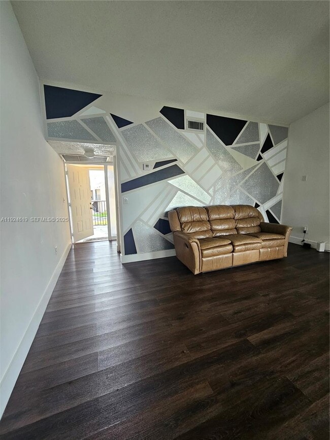 Foto del edificio - 1002 Adams Ave