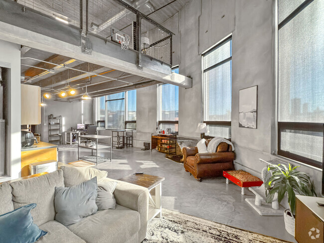 Gateway Lofts