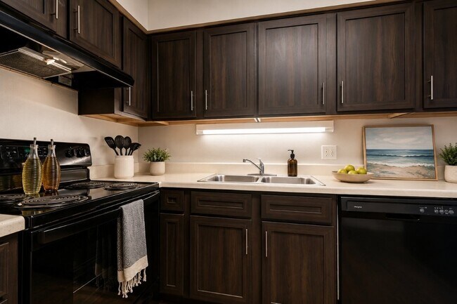 Foto del edificio - River Park Tower Apartment Homes