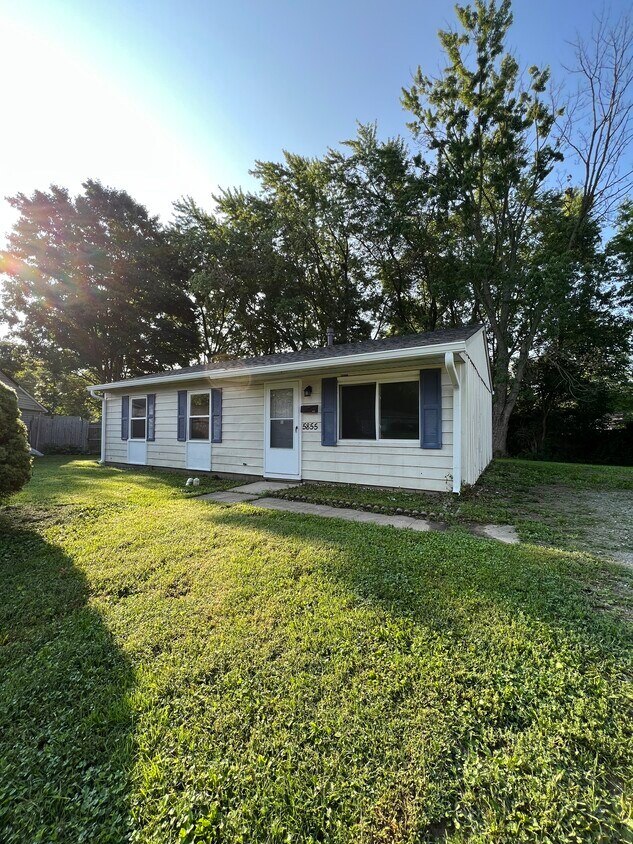 5855 Price Ct, Indianapolis, IN 46254 House Rental in Indianapolis