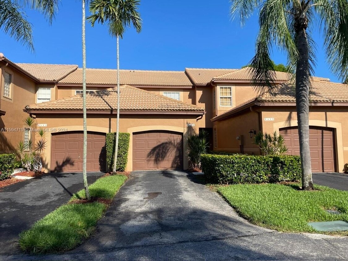 1429 Barcelona Way, Weston, FL 33327 Townhome Rentals in Weston FL