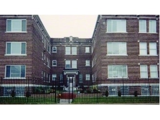 Primary Photo - Red Wing Apartments