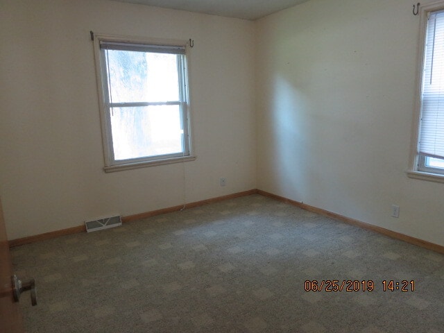 Front Main Bedroom 11x10 $600 - 832 19th Ave SE