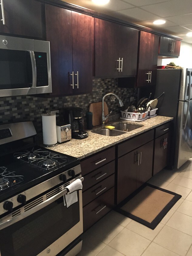 Foto principal - 1452 W Huron St