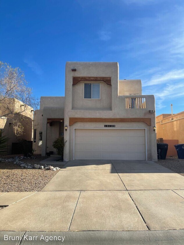 Primary Photo - 3 br, 2.5 bath House - 10125 Irbid NE