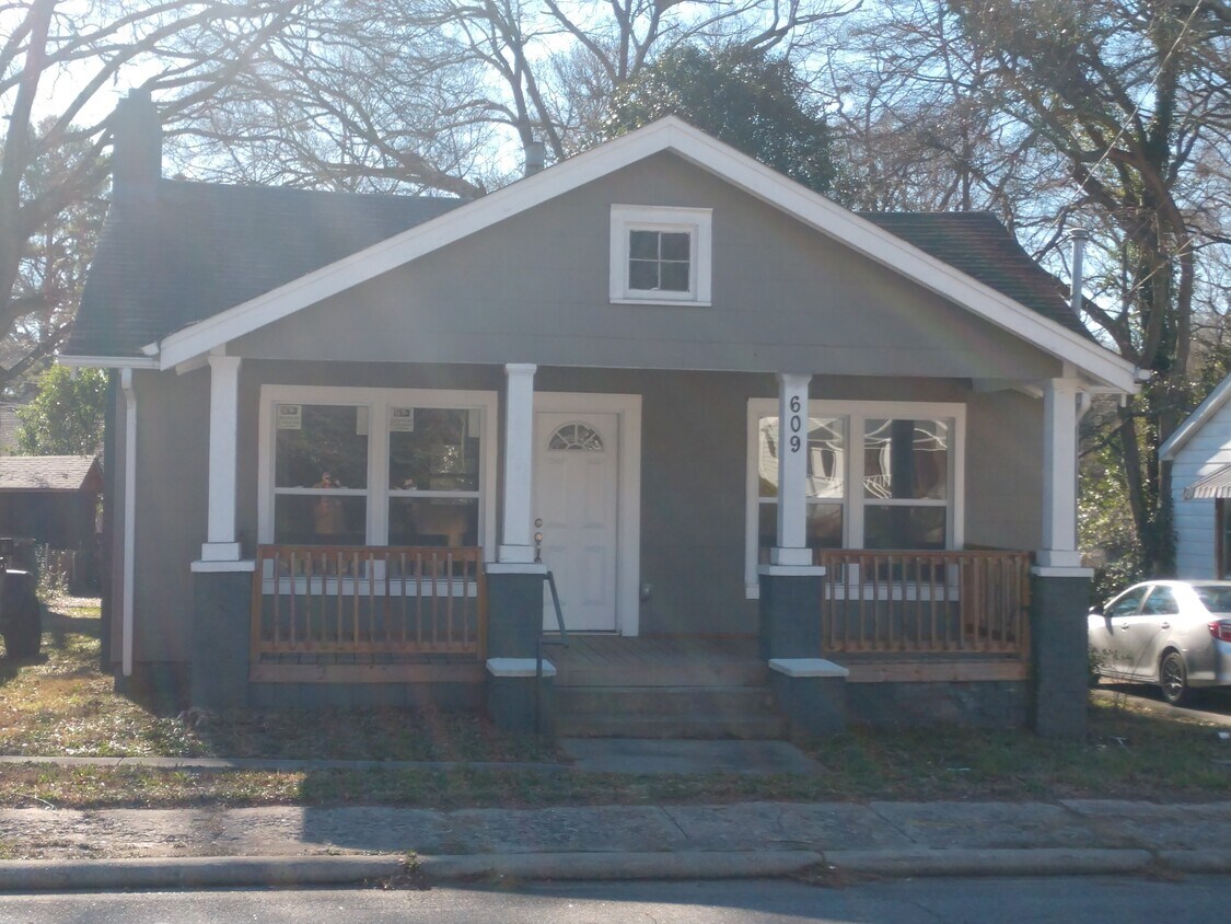 609 W Garrison Blvd, Gastonia, NC 28052 House Rental in Gastonia, NC