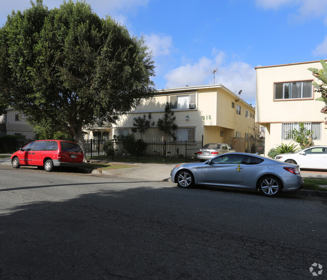 Foto del edificio - Berendo Apartments