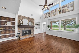 Building Photo - 7211 Savannah Glen Ln