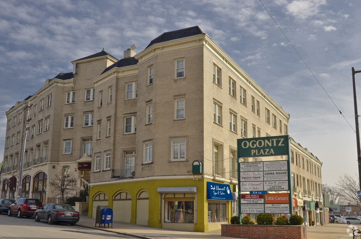 Primary Photo - Ogontz III Apartments