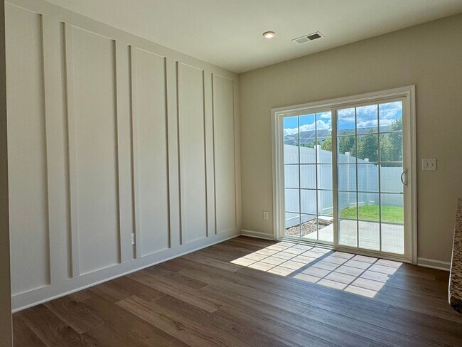 Foto del edificio - 4914 Crossley St