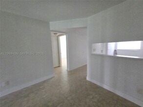 Building Photo - 3396 Foxcroft Rd