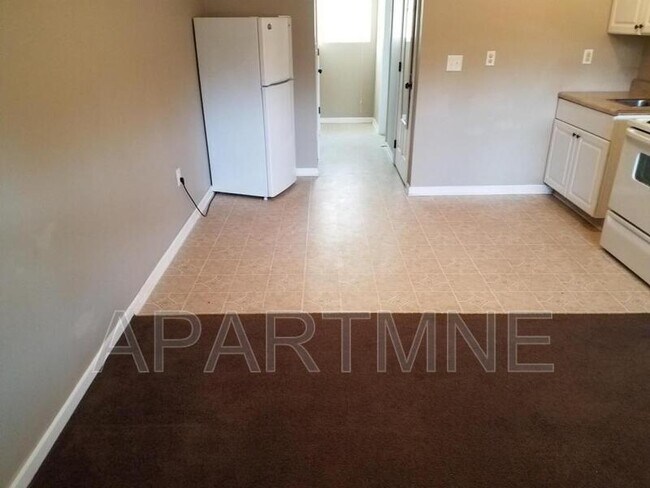 Foto del edificio - 3674 Deans Bridge Rd
