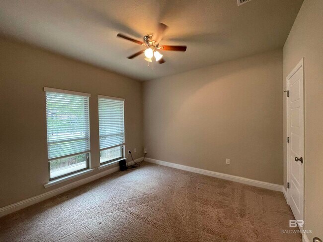 Building Photo - 31849 Calder Ct