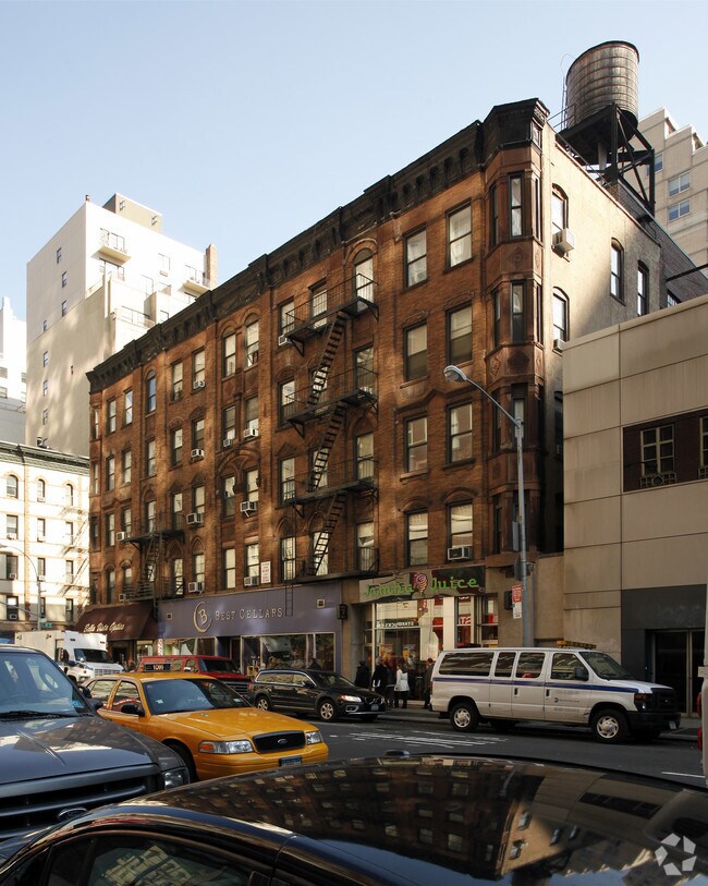 Building Photo - 150 E 87th St