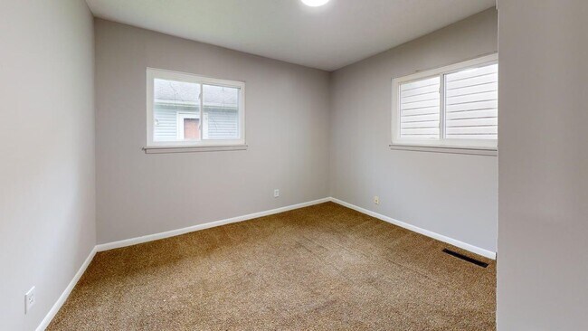 Building Photo - 583 Chittenden St