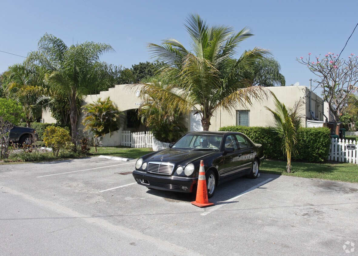 Foto principal - 4029 SW 11th St