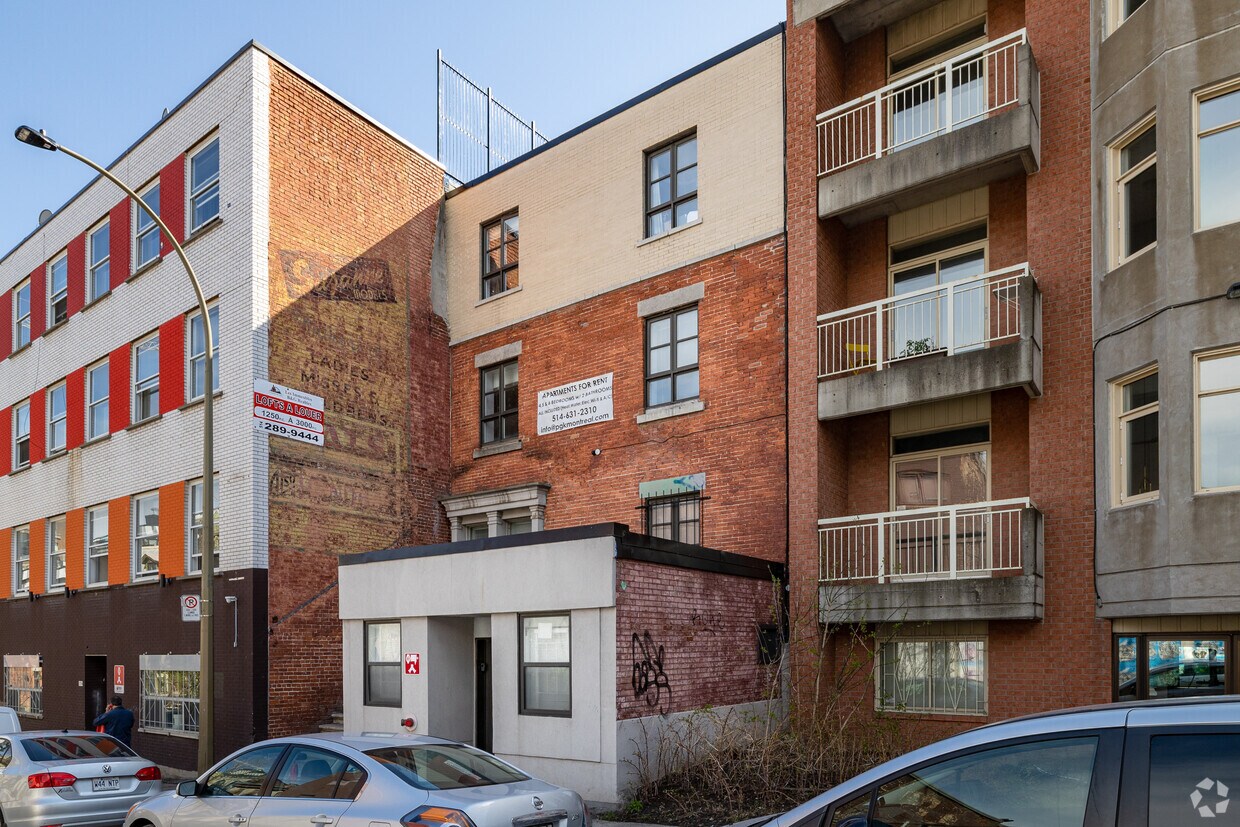 20762080 Clark, Montréal, QC H2X 2R7 Apartments 20762080 Clark