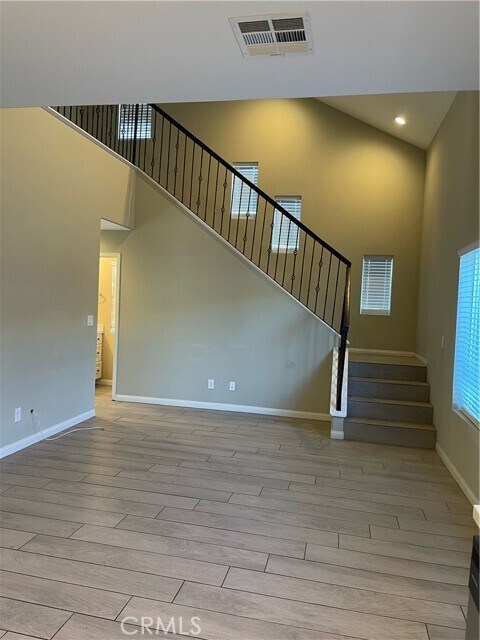 Foto del edificio - 7986 Mango Ave