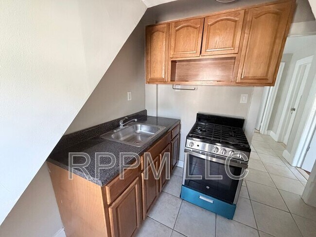 Foto del edificio - 106 N 16th St