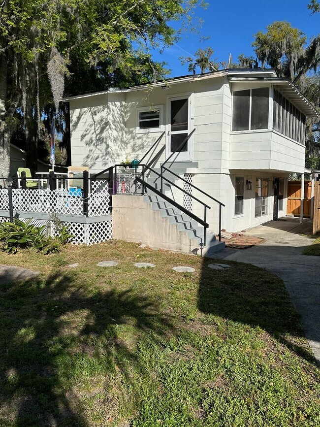 Foto del edificio - 111 Cedar St