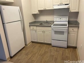 Building Photo - 801 South St Building Photo - 801 South St