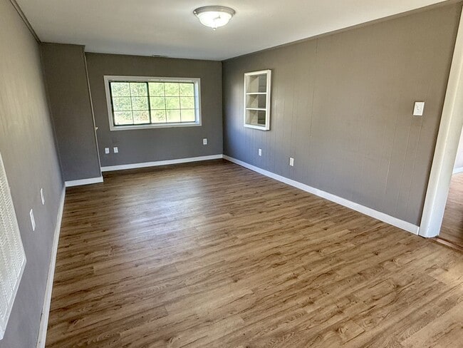Foto del edificio - Maryville 37804 - 3 bedroom 2 bath - call ...