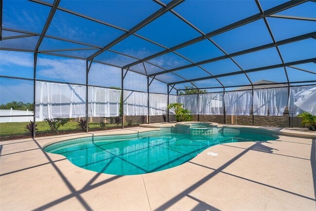 Building Photo - 155 Sela Ct
