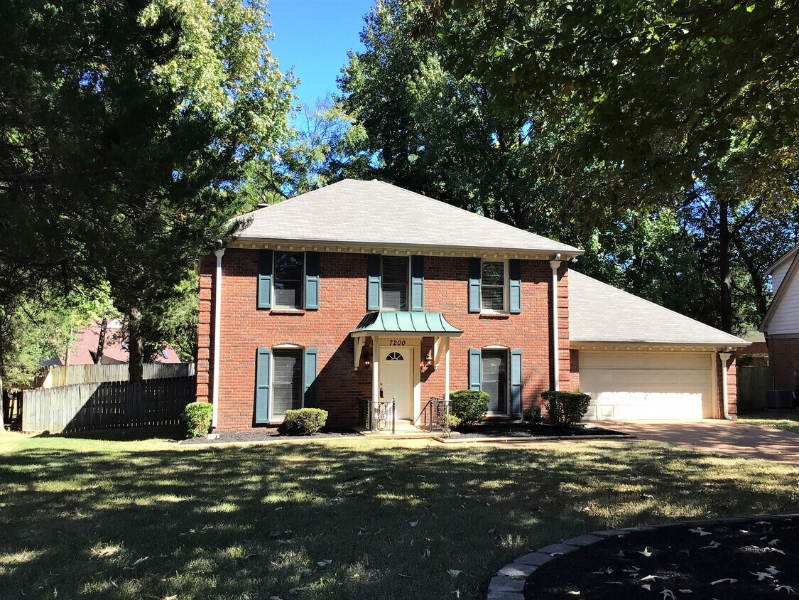 Primary Photo - 7200 Autumn Forrest Dr