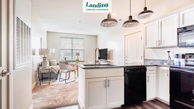 Building Photo - 625 Riverside Dr