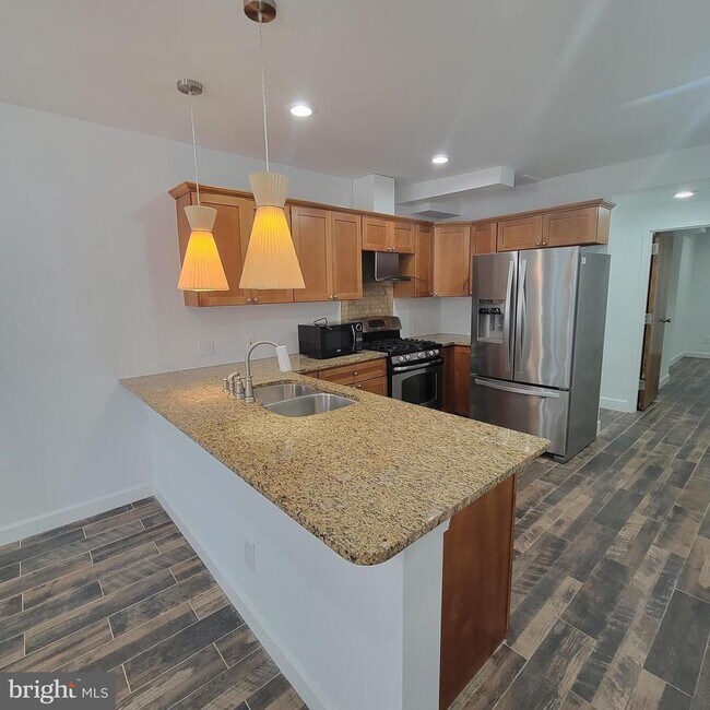 45 Quincy Pl NE Unit B, Washington, DC 20002 Room for Rent in