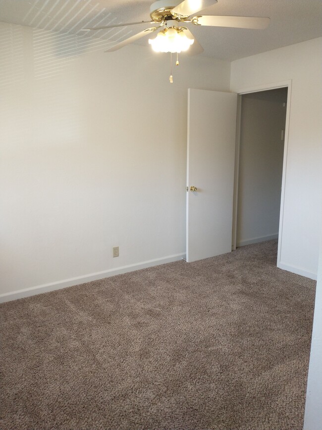 Foto del edificio - 2807 Manor Dr