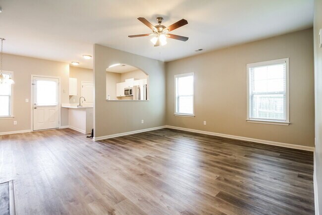 Foto del edificio - 20 Thomas Ct