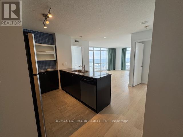 Building Photo - 11 Brunel Ct