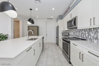 Building Photo - 1111 Central Ave