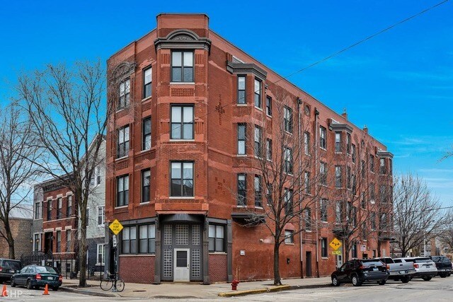 Primary Photo - 2100 W Huron St