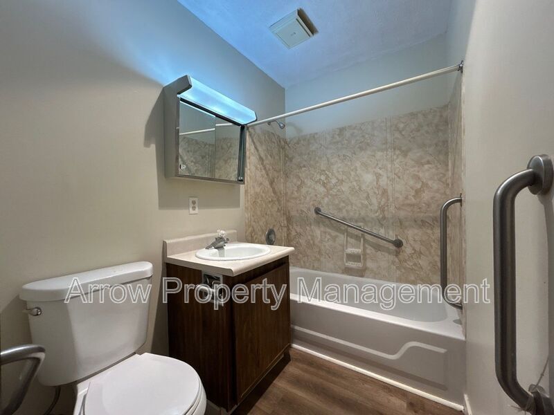 Foto del edificio - 130 S 5th St