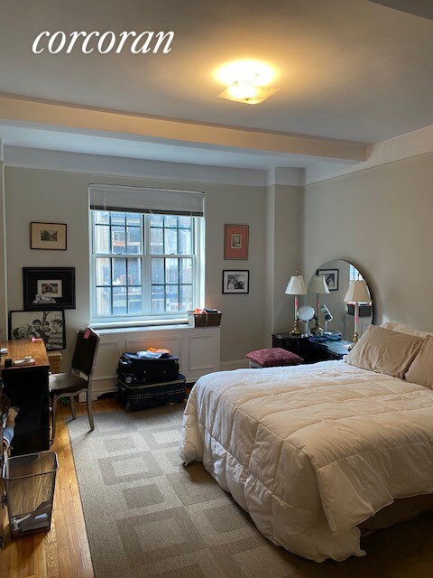 Building Photo - 40 W 86th St