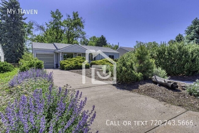 Photo - 2776 S Dahlia St House