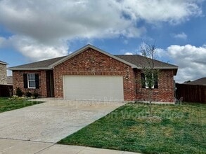Building Photo - 405 Frio River Rd