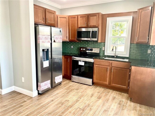 Building Photo - 26 Courtland St