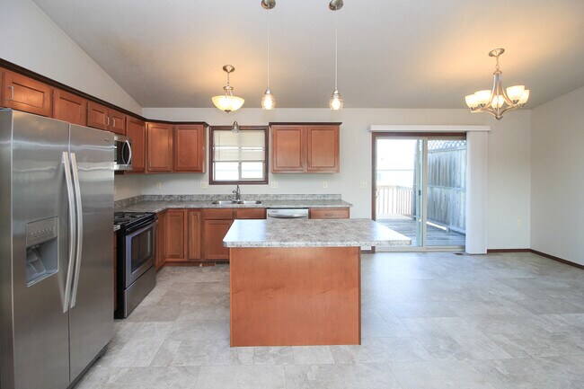 Foto del edificio - 320 Vernon Dr